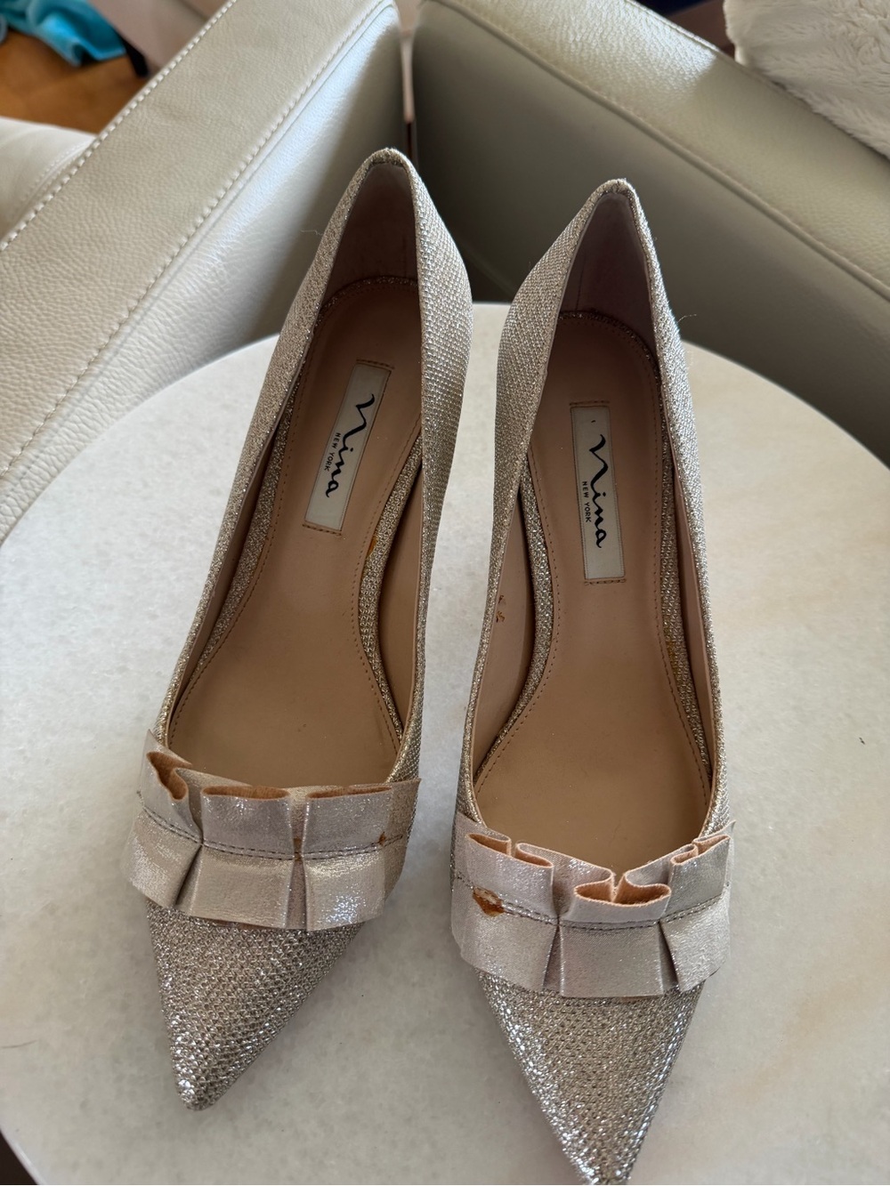 Nina New York silver glitter pointed-toe pumps, size 8.5M / EU 38.5